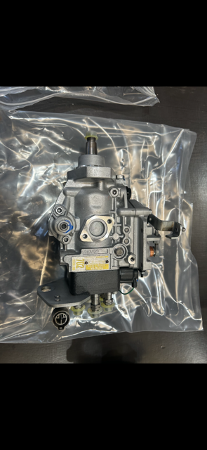 DENSO DIESEL FUEL INJECTION PUMP. TOYOTA 1HZ LANDCRUISER. 22100-17020